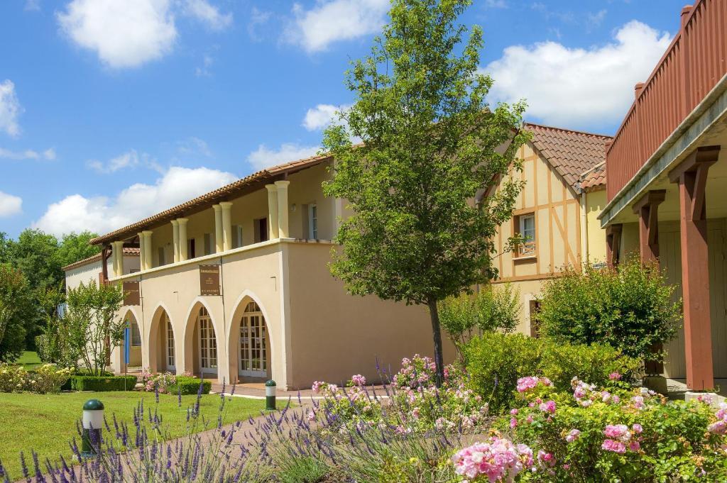 Pierre & Vacances La Residence Du Lac Monflanquin Exterior foto